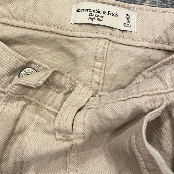 Abercrombie Cargo Jeans - loose high rise in size 25 - Picture 5 of 7